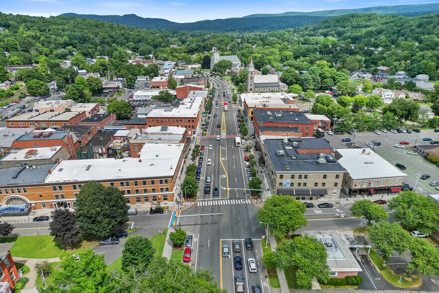 More Photos Of 15 Bridge St, Great Barrington Storefront Retail Residential For Sale