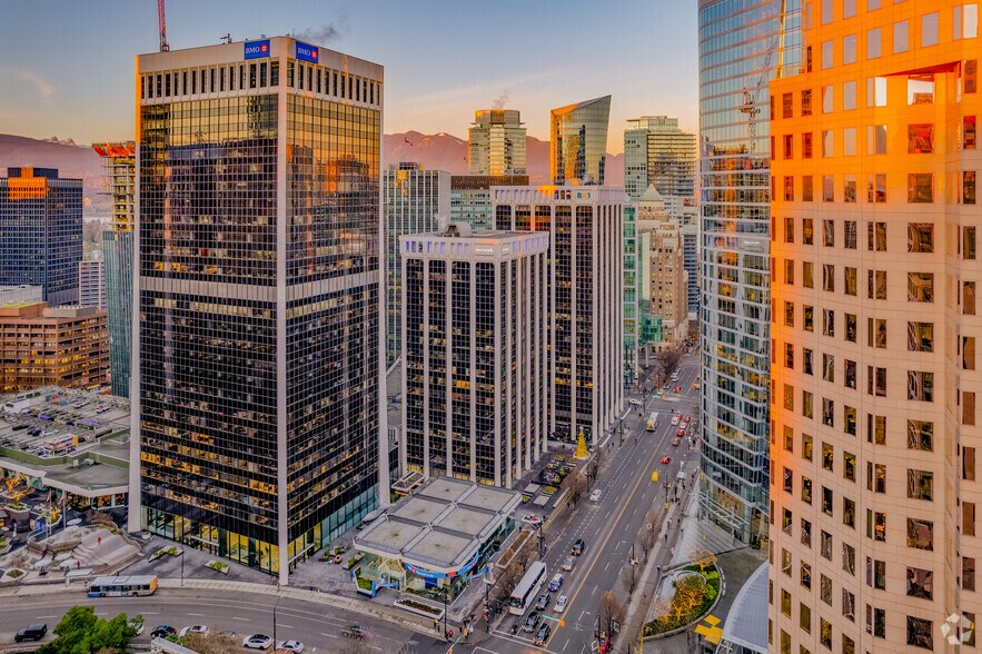 More Photos Of 555 Burrard St, Vancouver Office For Lease