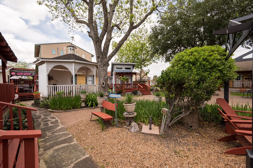 More Photos Of 706 Bradford Ave, Kemah Land For Sale