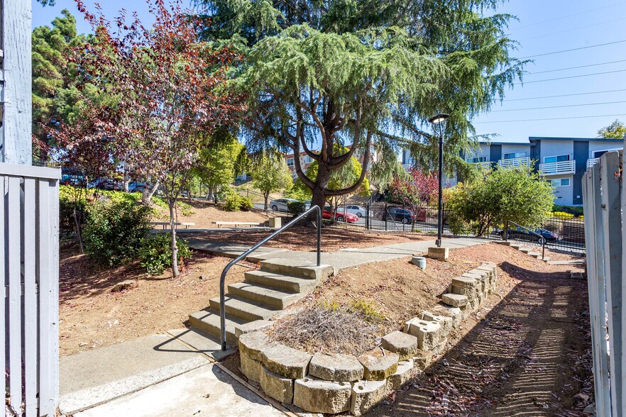 More Photos Of 201 Avian Dr, Vallejo Apartments For Sale