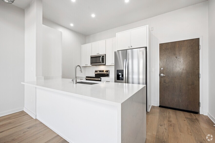 More Photos Of 232 19th St NW, Atlanta Apartments For Lease