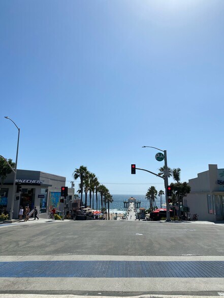 More Photos Of 217-219 Manhattan Beach Blvd, Manhattan Beach Storefront Retail Office For Lease