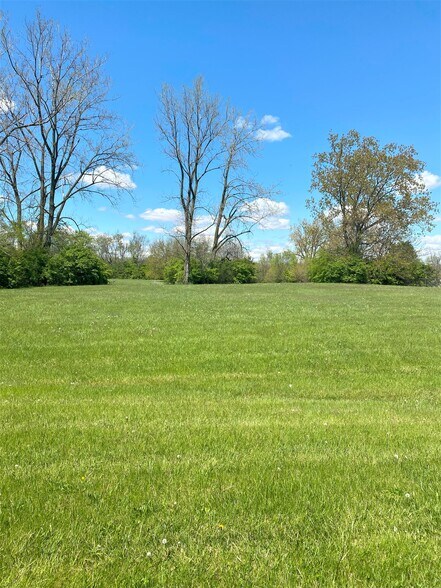 More Photos Of 3200 Block of S Meeker, Muncie Land For Sale