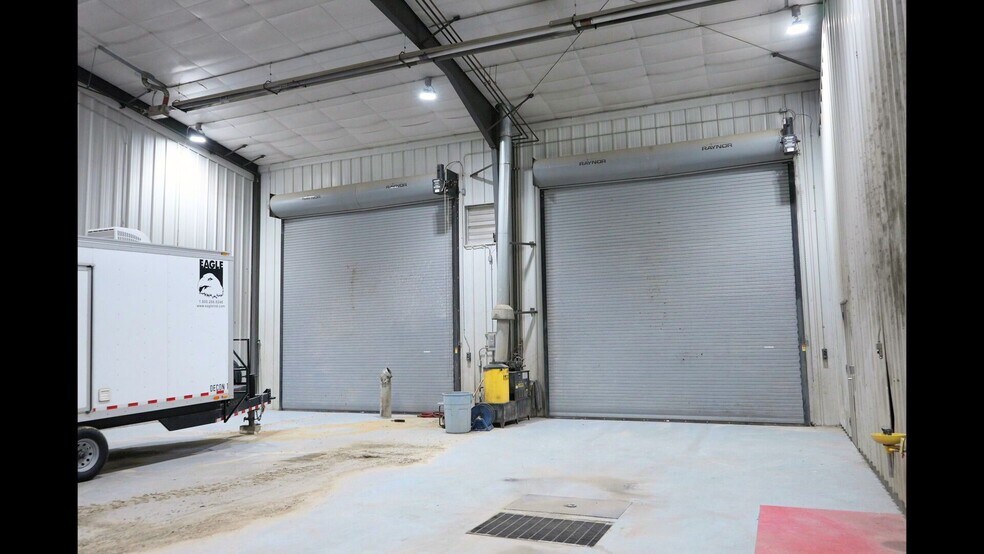 More Photos Of 45 Lagoon Rd, Rock Springs Warehouse For Lease