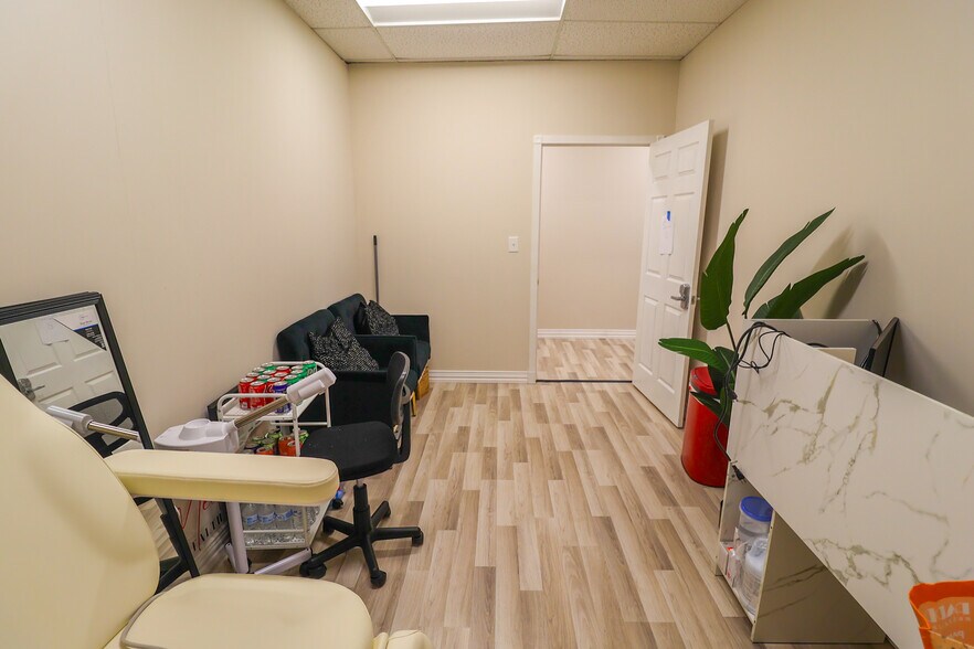 More Photos Of 13131 Champions Dr, Houston Medical For Lease