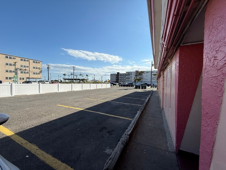 More Photos Of 4711 Atlantic Ave, Wildwood Hotel For Sale