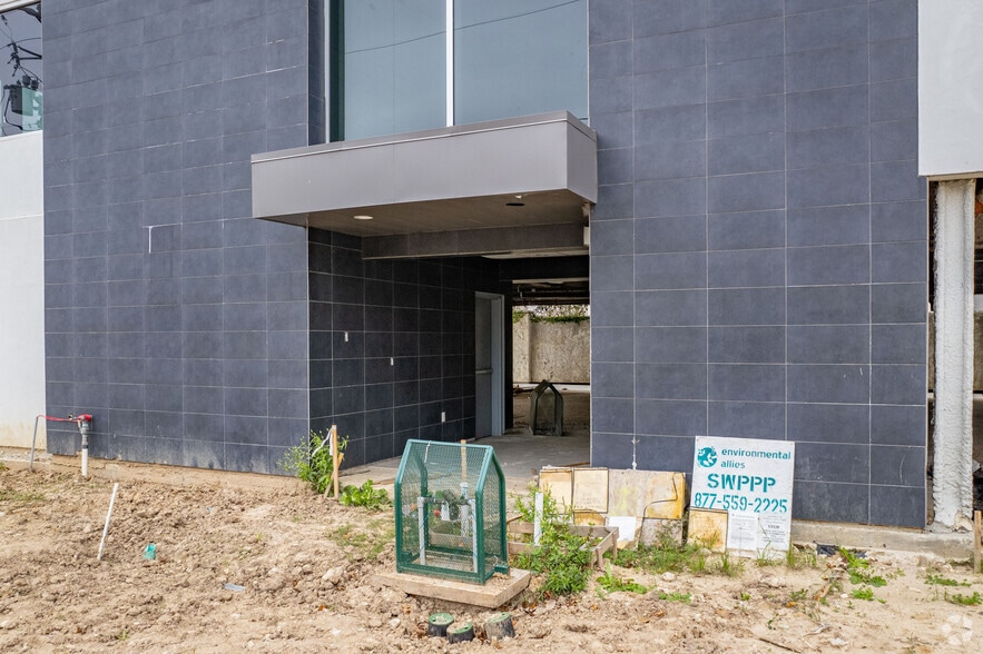 More Photos Of 1201 N Post Oak Rd, Houston Medical For Sale