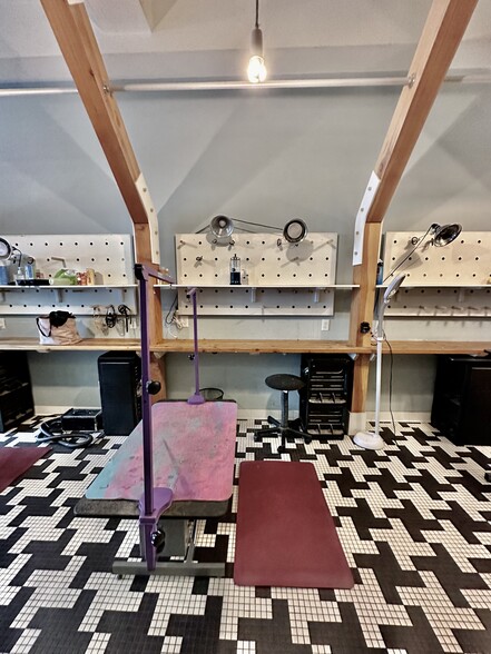 More Photos Of 235-239 Sound Beach Ave, Old Greenwich Freestanding For Lease