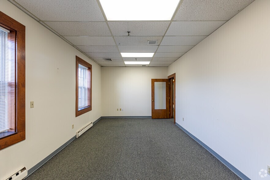 More Photos Of 30 Jordan Ln, Wethersfield Office For Lease