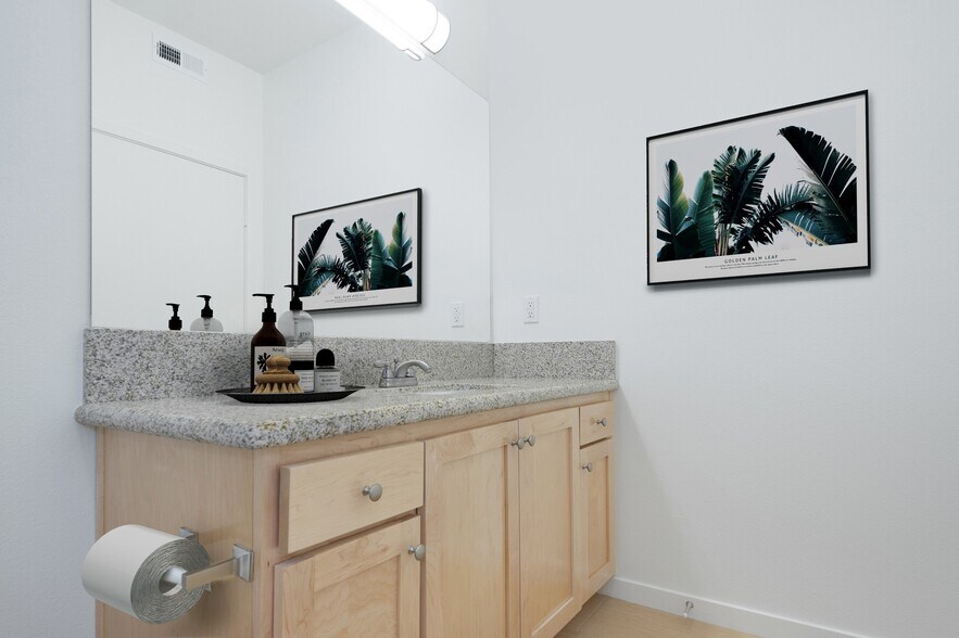 More Photos Of 401 S Grand View St, Los Angeles Apartments For Sale