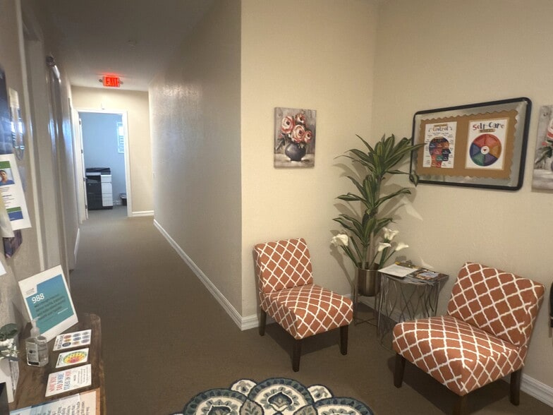 More Photos Of 8379 Gasparilla Rd, Port Charlotte Office For Sale