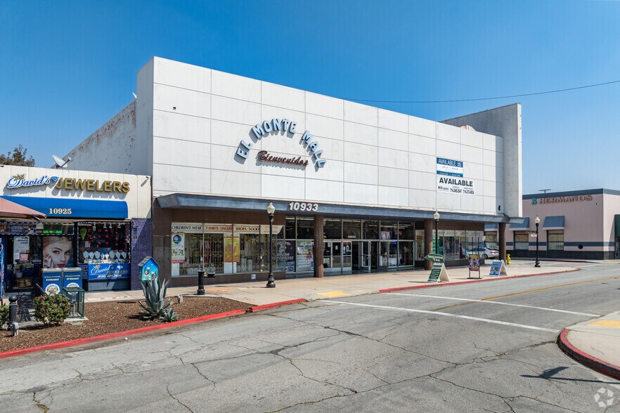 More Photos Of 10933 Main St, El Monte General Retail For Lease