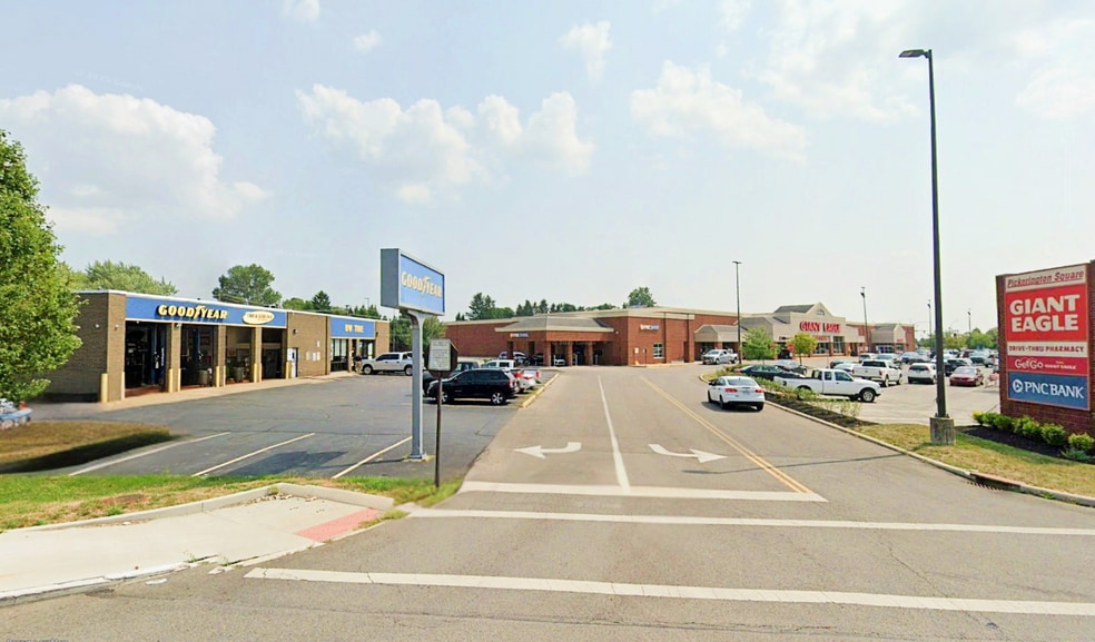 Primary Photo Of 809 Refugee Rd, Pickerington Auto Repair For Sale