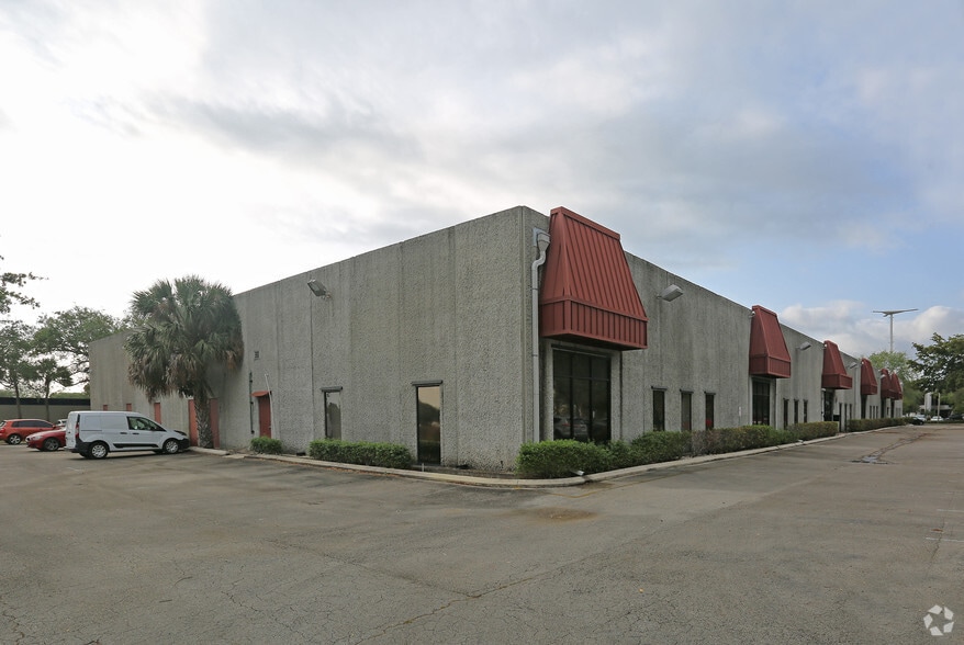 More Photos Of 1850 NW 69th Ave, Plantation Warehouse For Sale