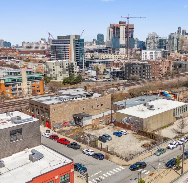 Primary Photo Of 415-417 N Sangamon St, Chicago Land For Sale