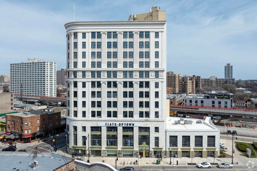 More Photos Of 4753 N Broadway St, Chicago Coworking Space