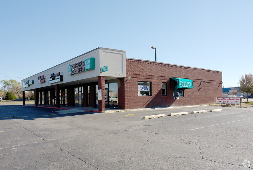More Photos Of 602 NW Sheridan Rd, Lawton Storefront For Lease