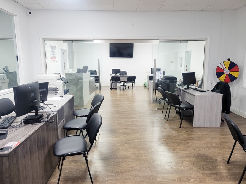 More Photos Of 7791 NW 46th St, Doral Office For Lease