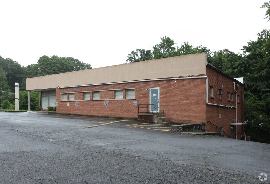 More Photos Of 1452-1456 Church St, Decatur Medical For Sale