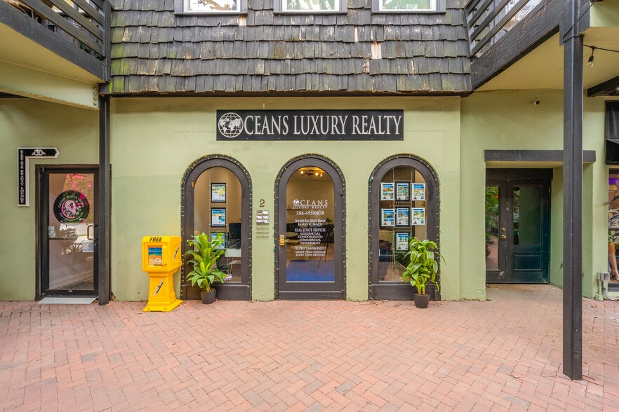 Primary Photo Of 142 E Granada Blvd, Ormond Beach General Retail For Lease