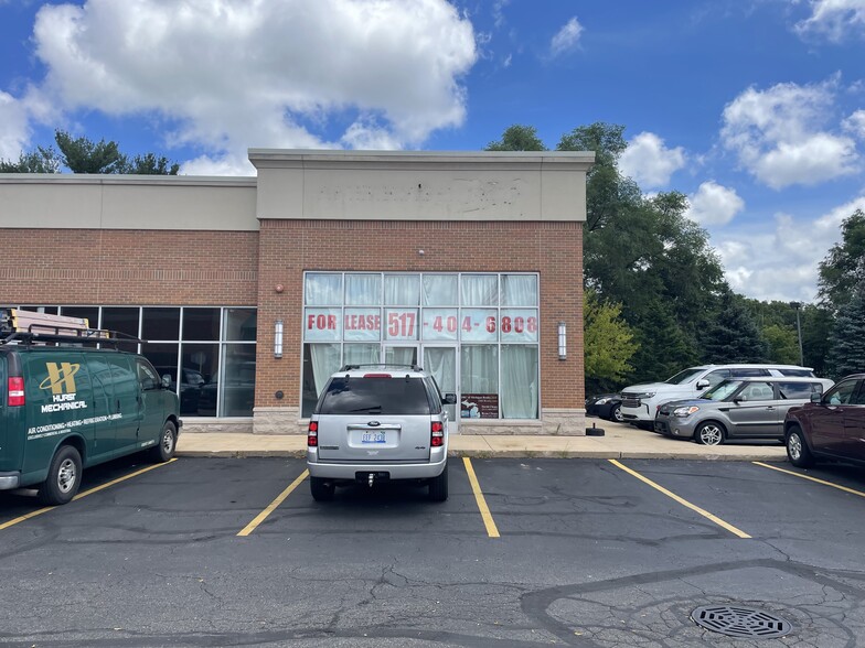 Primary Photo Of 746 4 Mile Rd NW, Walker Storefront For Lease