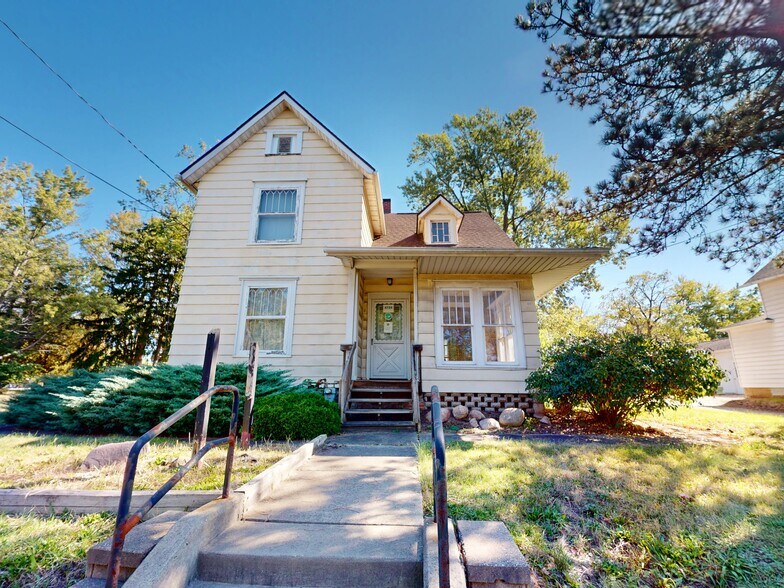 Primary Photo Of 4725 S Massillon Rd, Green Storefront Retail Office For Sale
