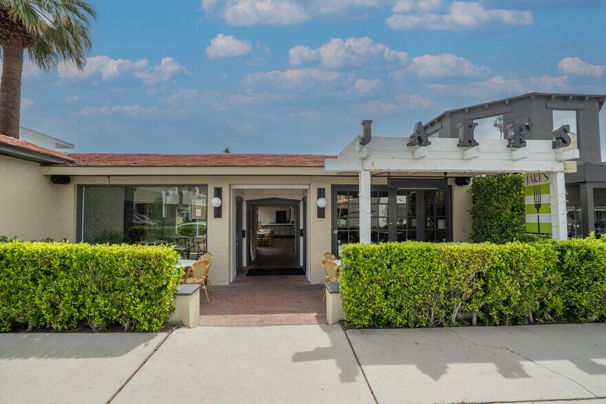 More Photos Of 664-668 N Palm Canyon Dr, Palm Springs Office For Sale