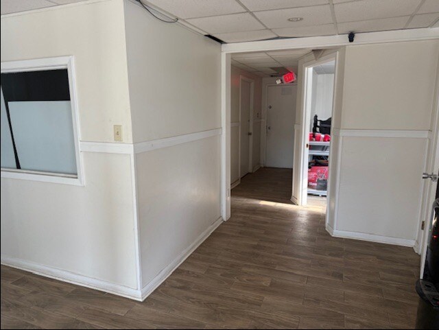 More Photos Of 9321 Meldrum Ln, Houston Light Distribution For Lease