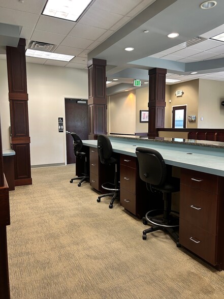 More Photos Of 463 Tremont St W, Port Orchard Medical For Lease