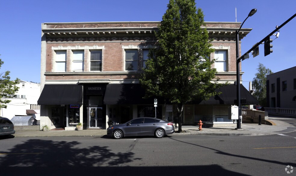 More Photos Of 623 Main St, Oregon City Office For Lease