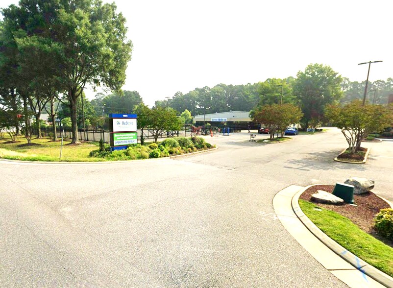 More Photos Of 4824 George Washington Mem Hwy, Yorktown Warehouse For Sale