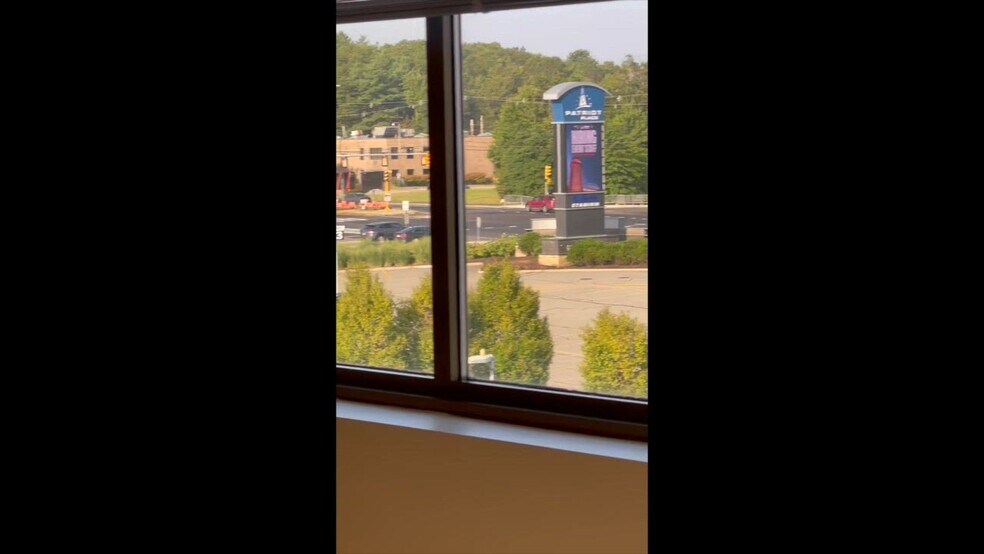 More Photos Of 26 Patriot Pl, Foxborough Office For Sale