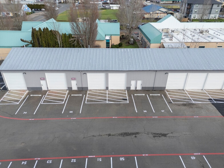 More Photos Of 3790 Silverton Rd NE, Salem Warehouse For Lease