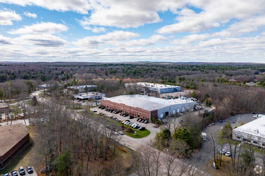 More Photos Of 330 Hopping Brook Rd, Holliston Warehouse For Lease