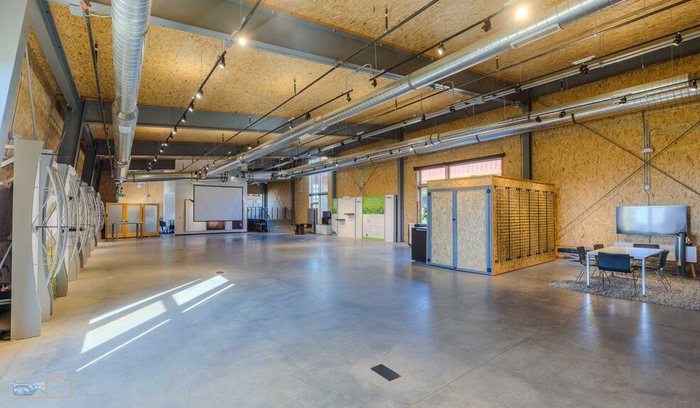 More Photos Of 101 S Taylor Ave, Louisville Warehouse For Lease