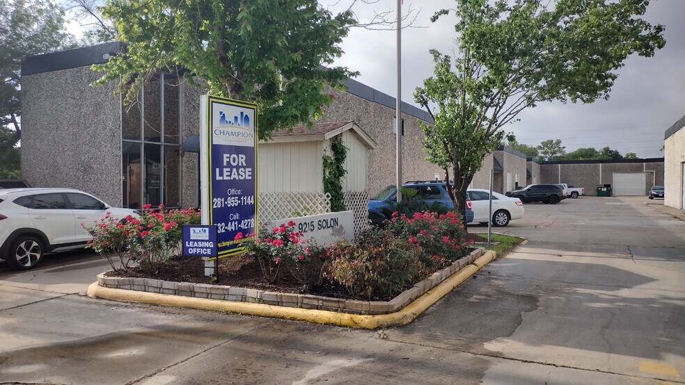 Primary Photo Of 9215 Solon Rd, Houston Unknown For Lease