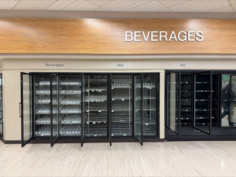 More Photos Of 407 Central Ave, Johnstown Drugstore For Lease