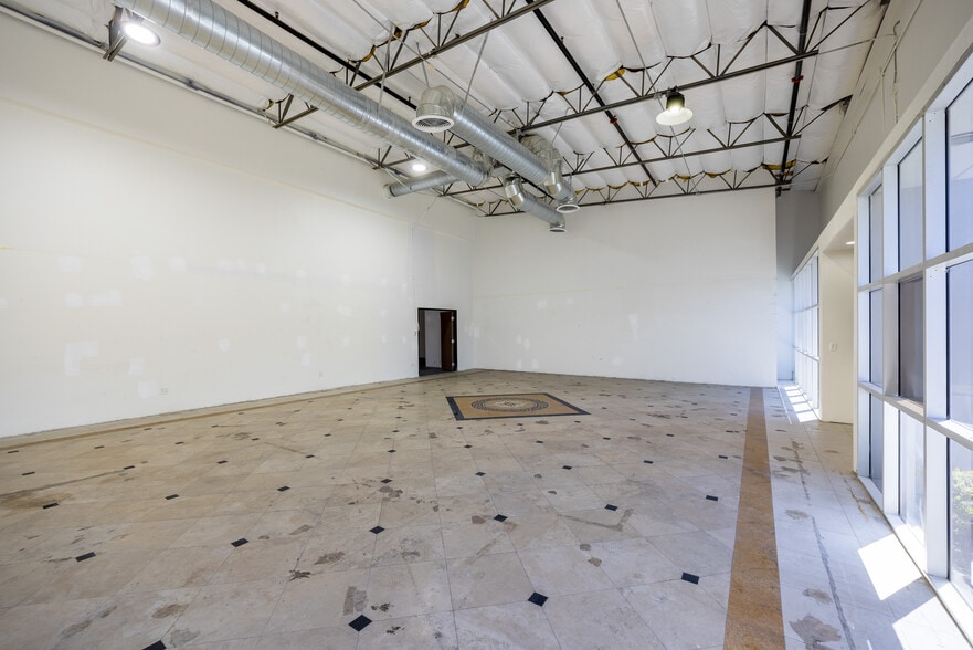 More Photos Of 15350 Fairfield Ranch Rd, Chino Hills Warehouse For Lease