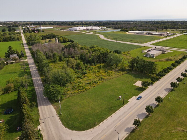 More Photos Of 76 Center Ave, Oostburg Land For Sale