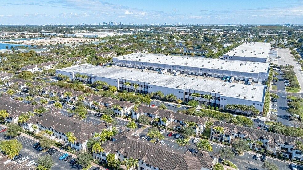 More Photos Of 3300 SW 64th Ave, Davie Unknown For Lease