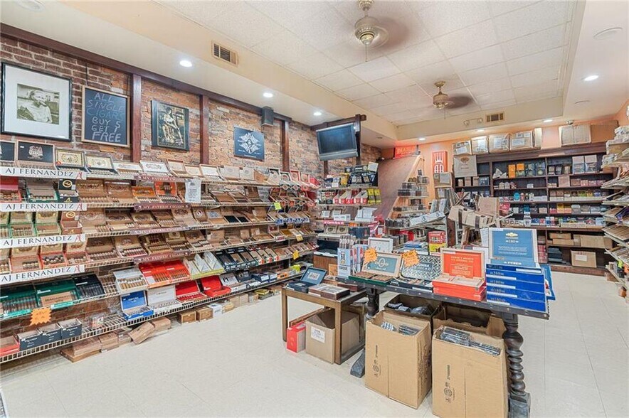 More Photos Of 960 W Hamilton St, Allentown Storefront Retail Residential For Sale