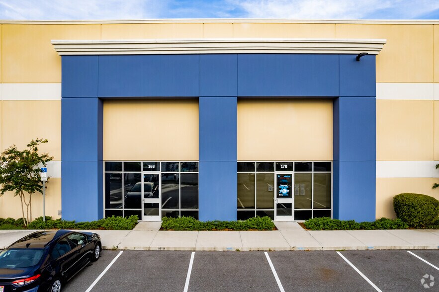 More Photos Of 8119 S Orange Ave, Orlando Warehouse For Lease