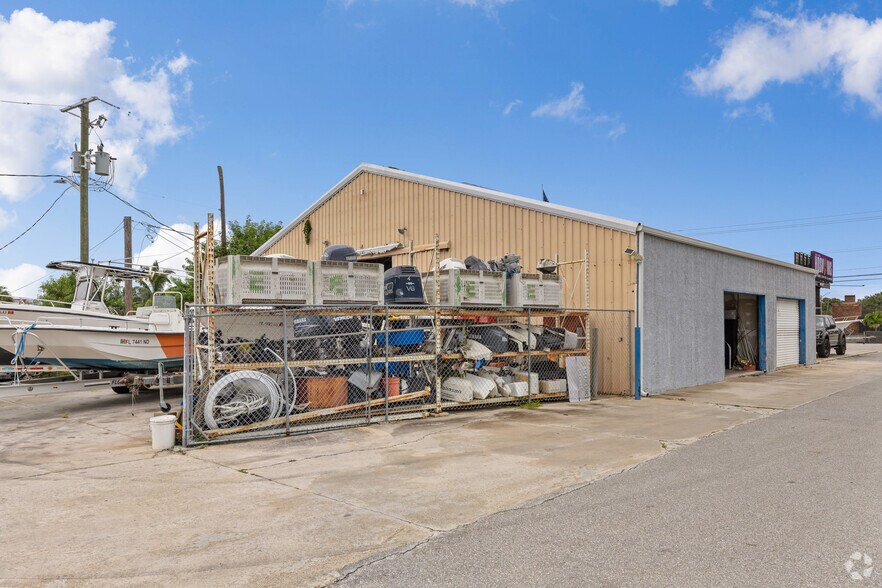 More Photos Of 3361 S US Highway 1, Fort Pierce Industrial For Sale