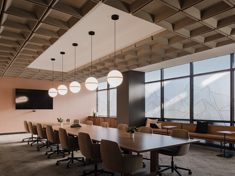 More Photos Of 2600 N Central Ave, Phoenix Office For Lease