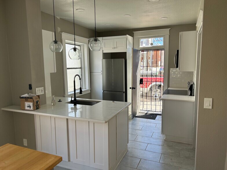 More Photos Of 128 W 11th Ave, Denver Office For Lease