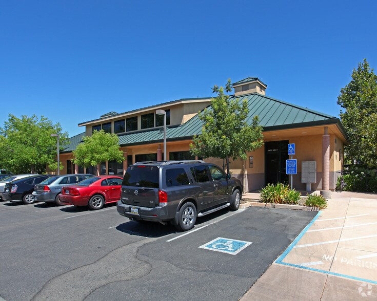 Primary Photo Of 2925 Spafford St, Davis Medical For Lease