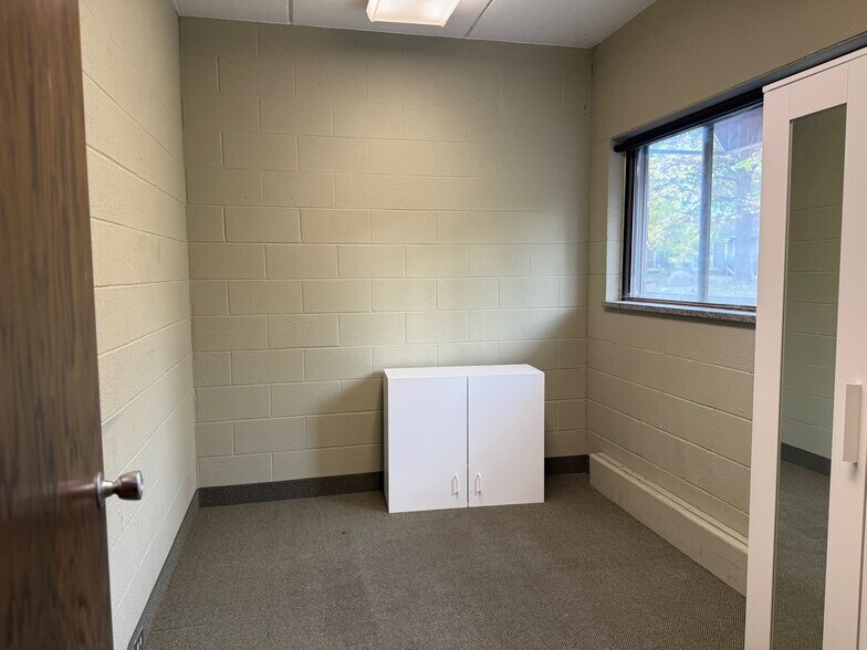 More Photos Of 1204 7th St S, Saint Cloud Office For Sale