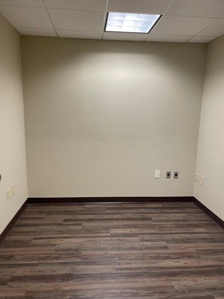 More Photos Of 500 S Florida Ave, Lakeland Coworking Space
