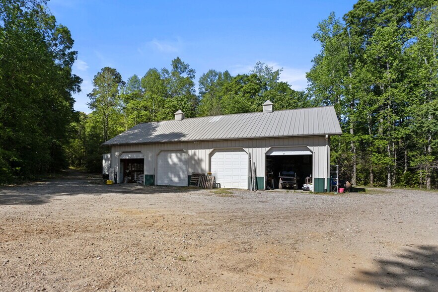 More Photos Of 299 McKelvey Rd, Pelzer Specialty For Sale