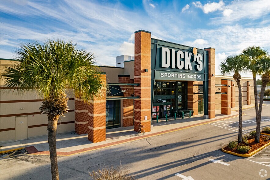 More Photos Of 26583-27001 Us Highway 19 N, Clearwater Unknown For Lease